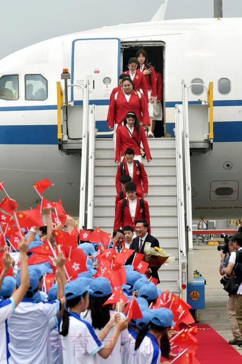 高志丹会见中国香港体协暨奥委会访问团